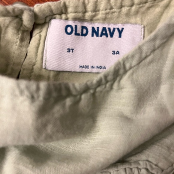 Oshkosh bundle girl’s embroidered jeans size 3T Old Navy Top - Picture 9 of 11